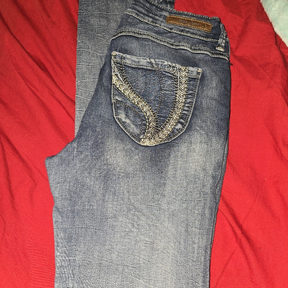 Ariya Jeans